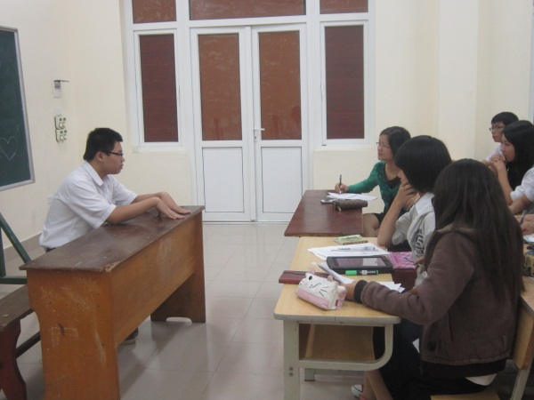 Cùng tham gia buổi phỏng vấn của Câu lạc bộ Phóng viên trẻ