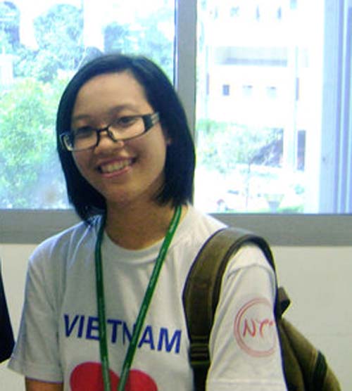 Phạm Hoàng Đan lớp 11A3 giành giải khuyến khích thiết kế logo Olympic Hóa học Quốc Tế lần thứ 46