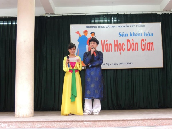 Tưng bừng ngoại khóa văn học dân gian