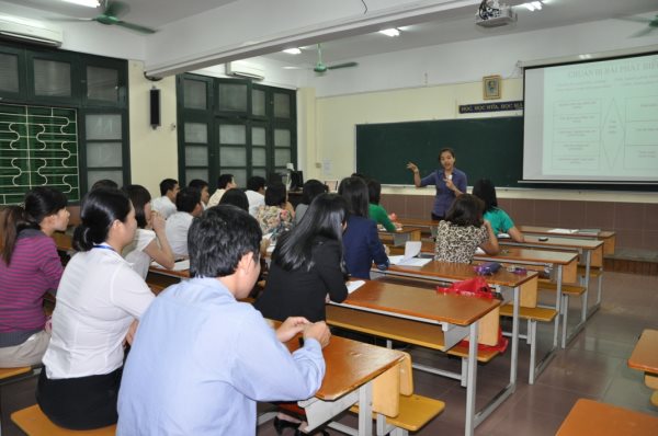 Tập huấn kĩ năng thuyết trình – buổi học bổ ích dành cho thầy cô