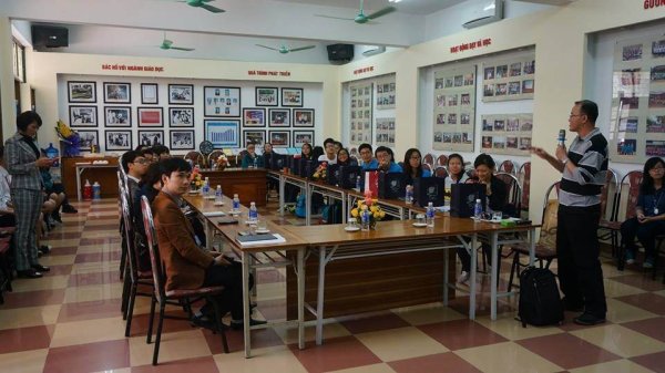 Ngày đầu tiên ở trường Nguyễn Tất Thành của AJC!