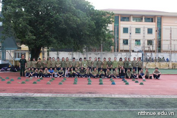 Những hình ảnh về khoá học Giáo dục quốc phòng năm 2014 tại trường THCS&THPT Nguyễn Tất Thành