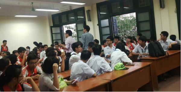 Tập “nuôi” các bé tinh thể