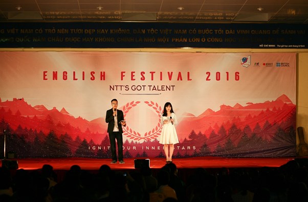 English Festival 2016: Bùng nổ!