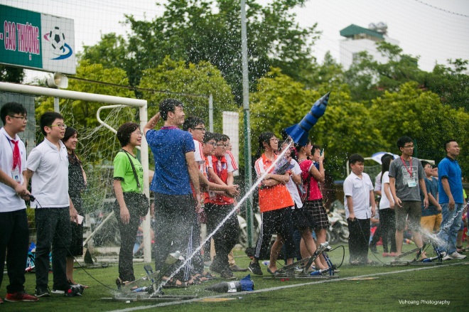 Khát vọng chinh phục bầu trời
