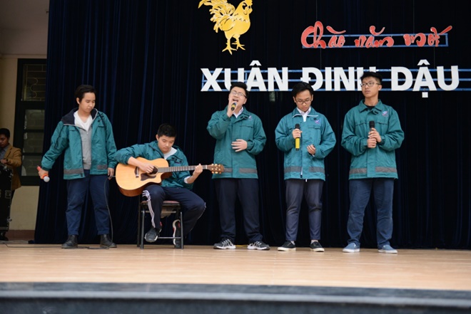 Chào cờ cuối cùng của năm Bính Thân: Tổng kết trọn vẹn và hé mở bất ngờ