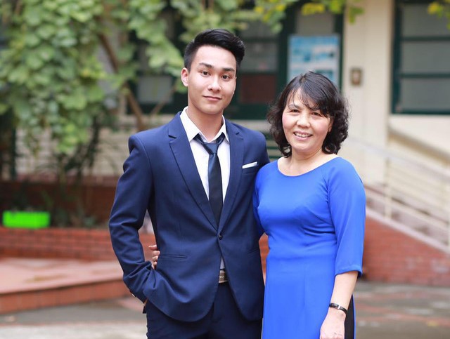 9X điển trai lấy "cần cù bù thông minh" đỗ Thủ khoa Y - Dược ĐHQGHN