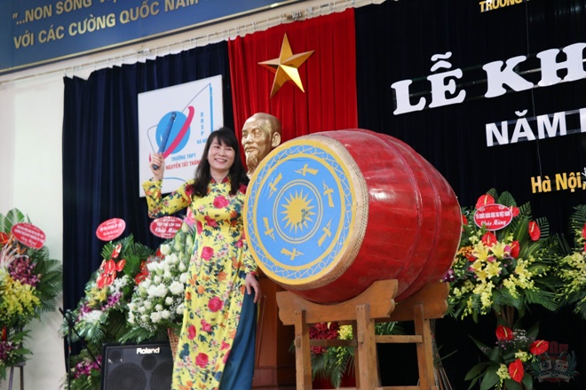 Khai giảng trong tôi