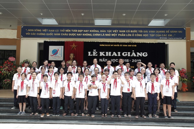Mình đã trở nên quen thuộc với nơi này rồi ư?