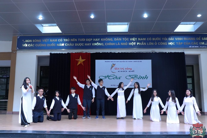 Ngân vang khát vọng hòa bình