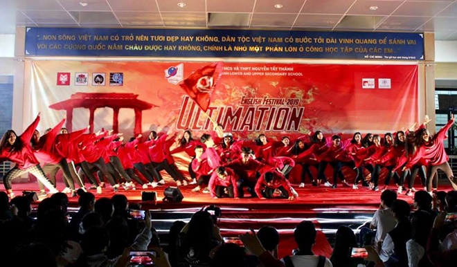 Ngọn lửa nhiệt huyết đêm English Festival 2019