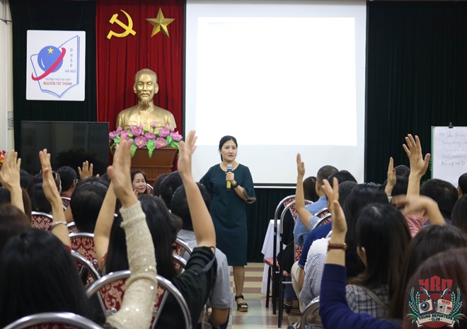 CLB Cha mẹ Win88 nhà cái không bị chặn khối 9 – Làm bạn với con, dễ hay khó?