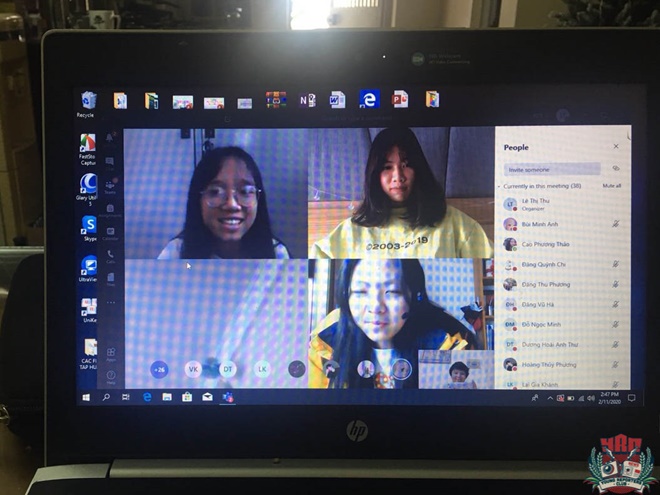 Theo chân giáo viên trường Nguyễn Tất Thành trên hành trình dạy học online