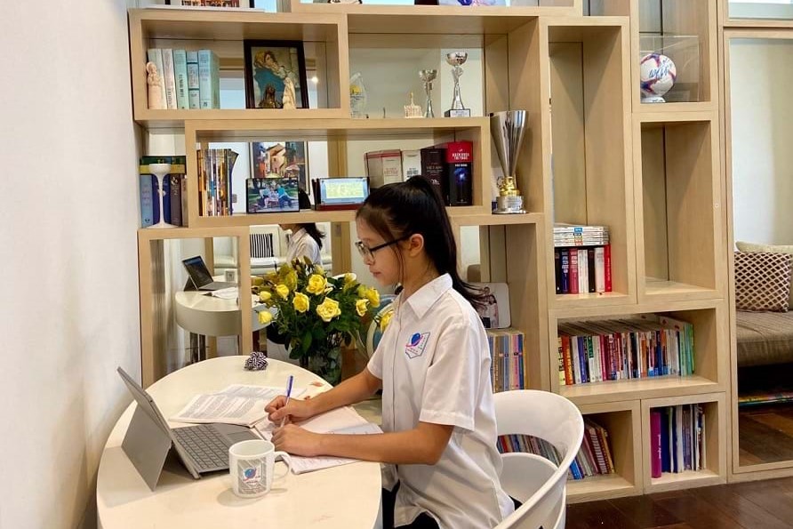 Lớp học trực tuyến mùa dịch COVID-19: không gian ảo, hiệu quả thật