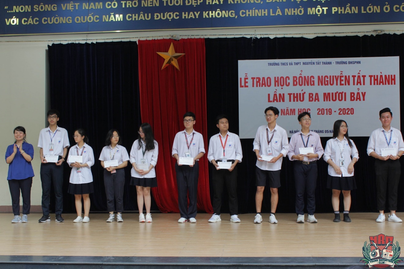 Ngân vang mãi “Đài phát thanh của những ngày xưa cũ”