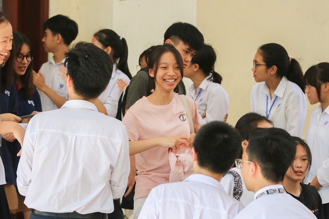 Kì thi tuyển sinh vào lớp 10: Cùng các sĩ tử chinh phục thử thách!