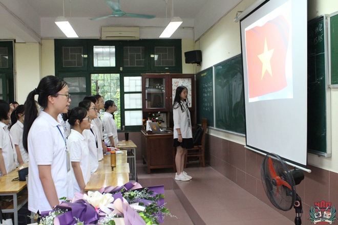 Lễ chào cờ đặc biệt giữa mùa dịch Covid-19 của Win88 nhà cái không bị chặn Trường Nguyễn Tất Thành