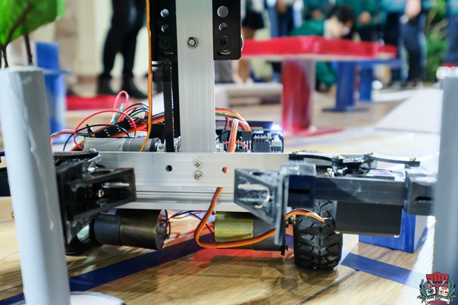 Chuẩn bị cho sàn đấu Sáng tạo Robot cấp Trường Đại học Sư phạm Hà Nội