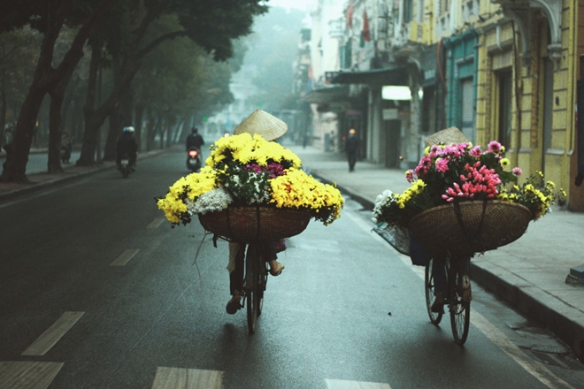 Hà Nội mùa xuân - lất phất mưa bay trong cái lạnh còn vương