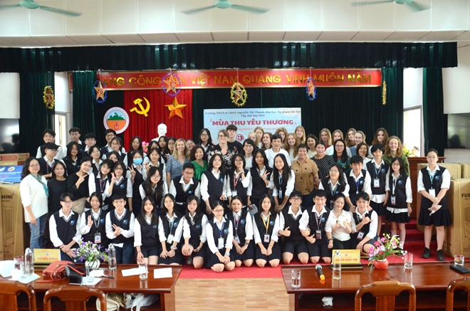 Trao đi yêu thương, nhận về hạnh phúc