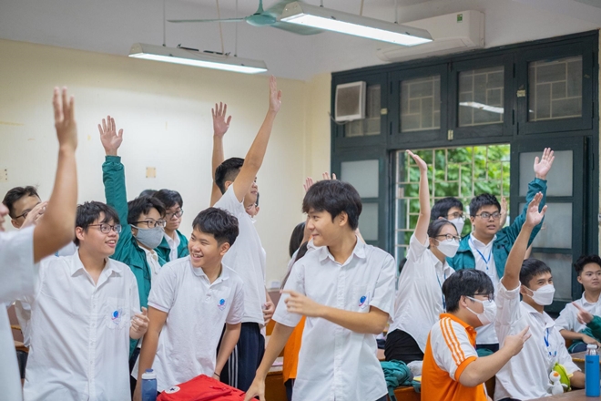 Lời chào và lời xin lỗi - Sức mạnh diệu kì gắn kết những trái tim