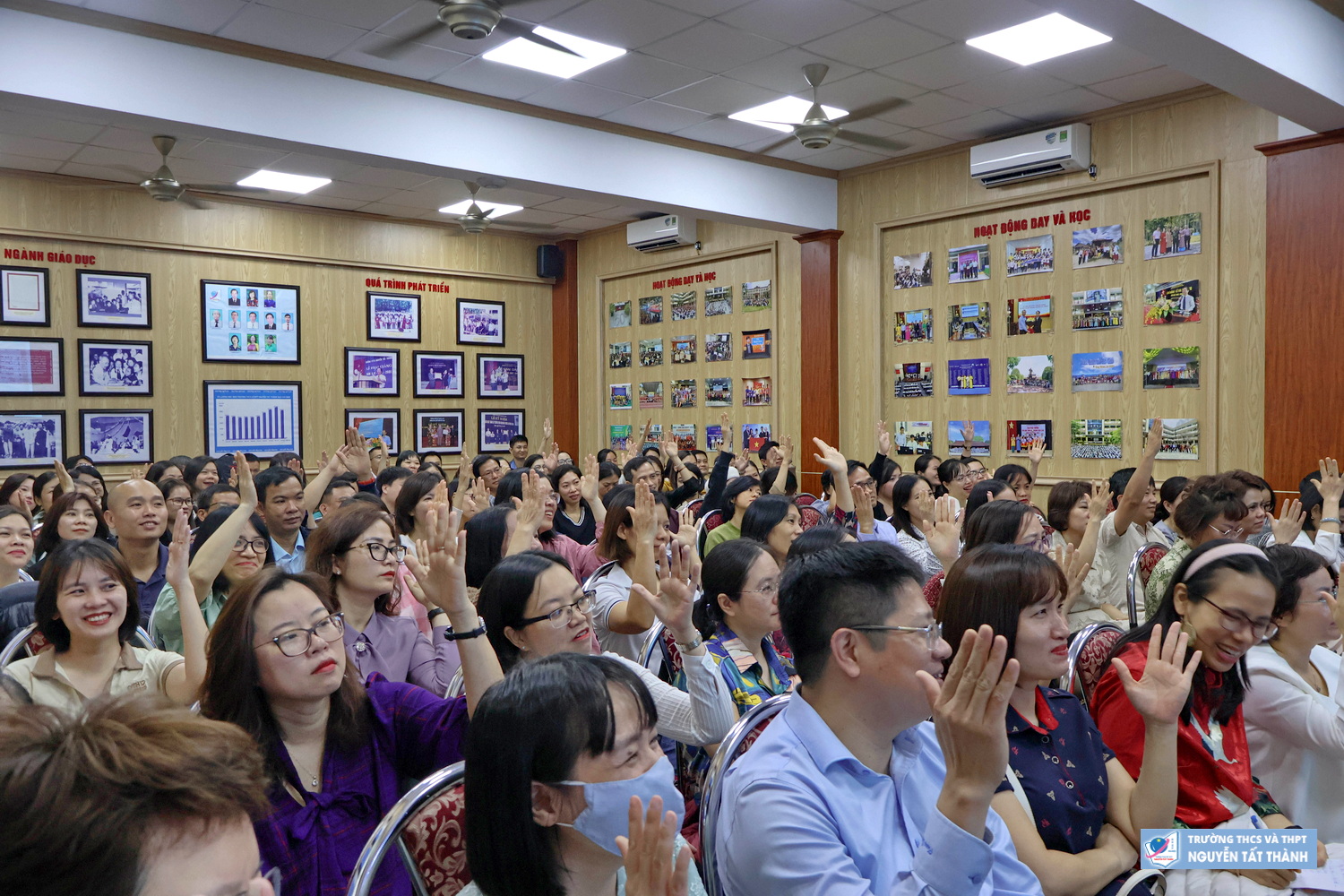 Cha mẹ thay đổi để là hậu phương vững chắc cho con