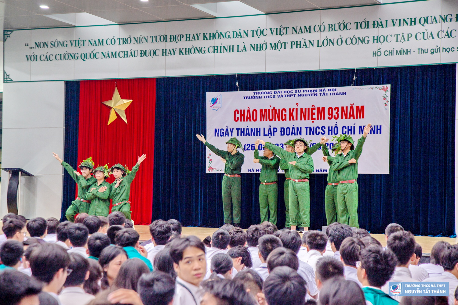 Chào mừng kỉ niệm 93 năm ngày thành lập Đoàn TNCS Hồ Chí Minh