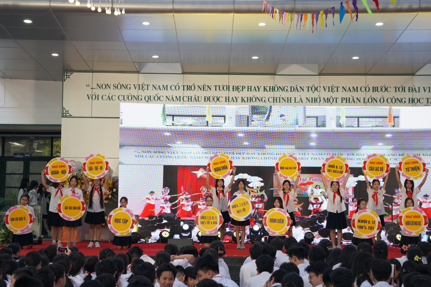 Lễ bế giảng - Lễ ra trường năm học 2023-2024