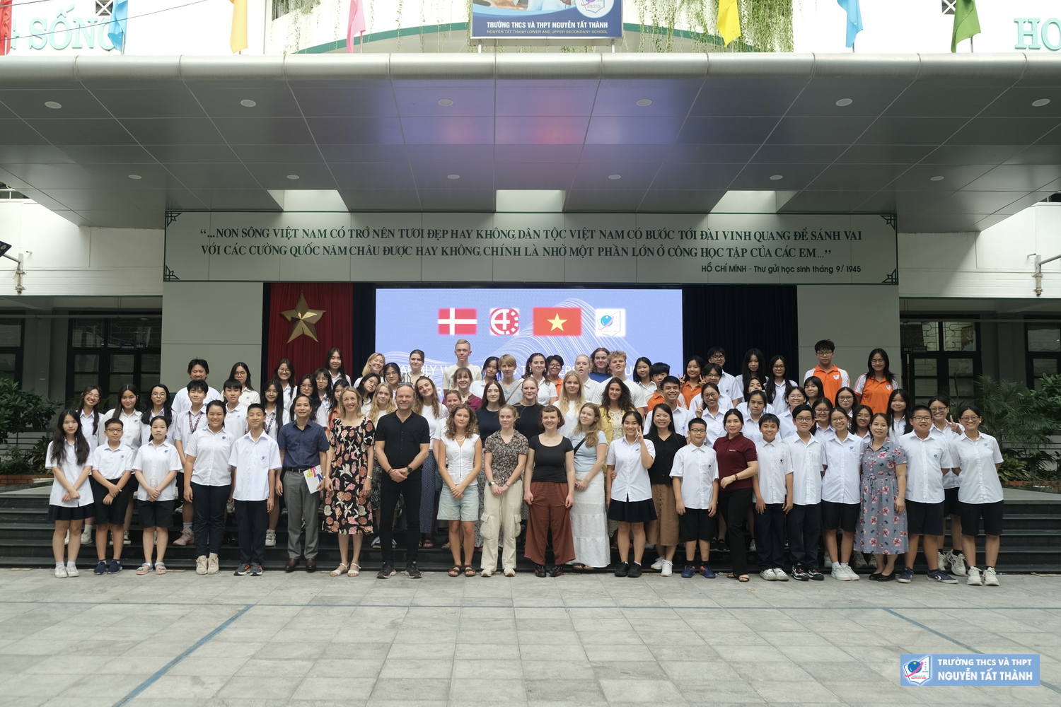 Khởi đầu hành trình Trang Chủ Win88 Club - Nổ Hũ - Bắn Cá - Tài Xỉu và khám phá tại Việt Nam của Win88 nhà cái không bị chặn trường Frederiksborg (Đan Mạch)