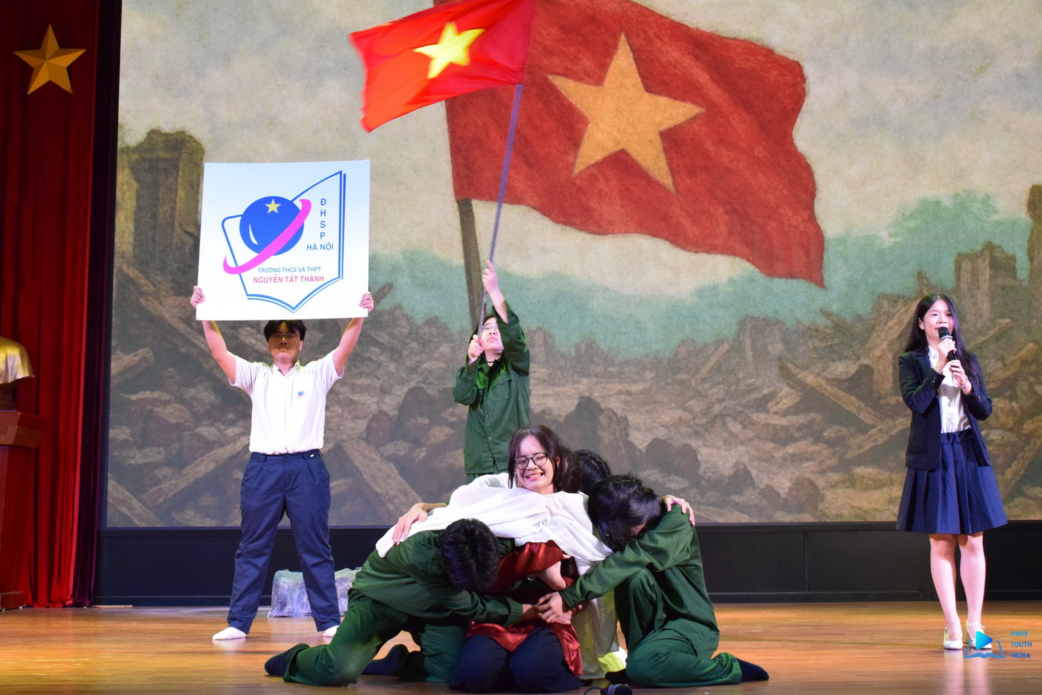 HNUE English Challenge - Sân chơi hùng biện tiếng Anh đầy lí thú