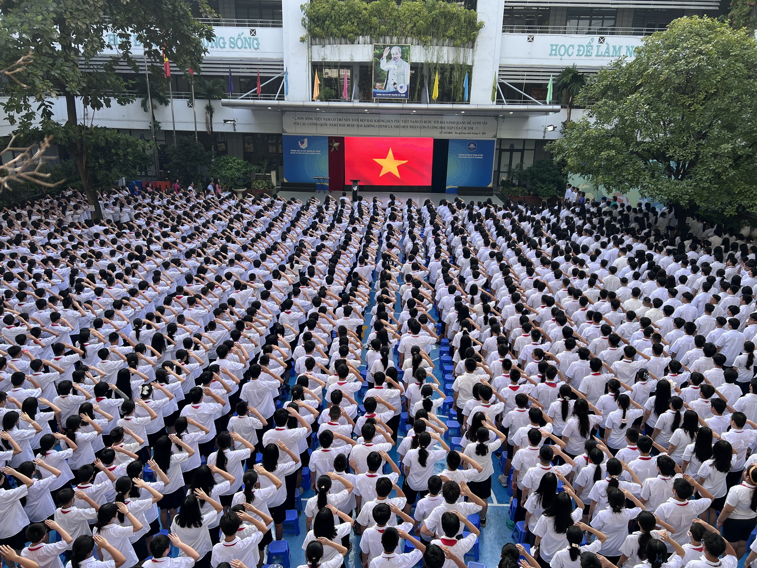Chào năm học mới 2025 - 2026: Hành trình mới, đỉnh cao mới